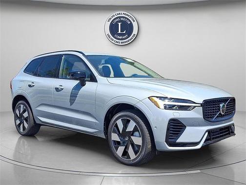 2025 Volvo XC60 Plug-In Hybrid T8 Plus