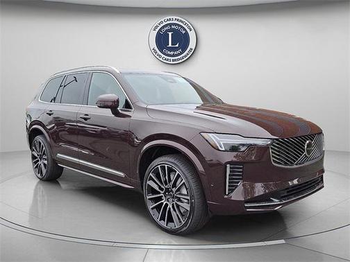 2025 Volvo XC90 B5 Plus 6-Seater