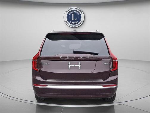 2025 Volvo XC90 B5 Plus 6-Seater