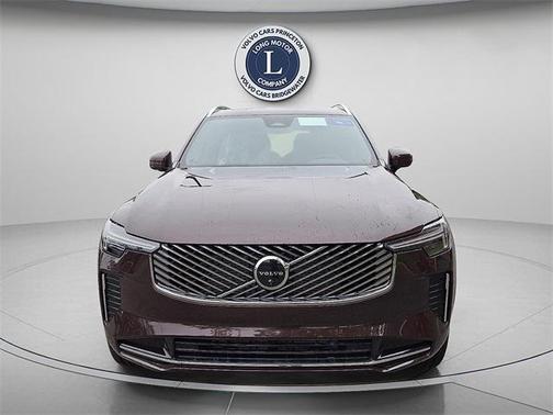 2025 Volvo XC90 B5 Plus 6-Seater