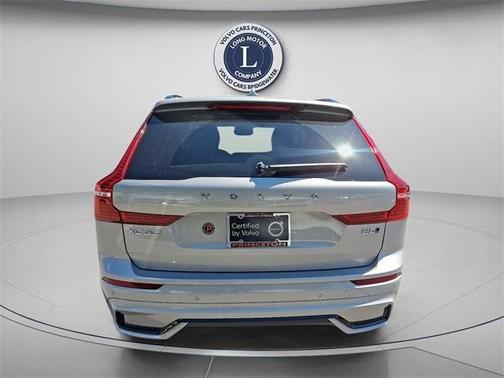 2025 Volvo XC60 B5 Plus