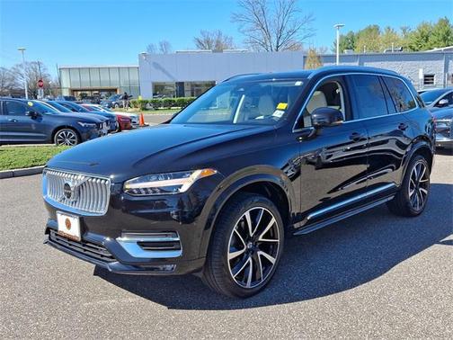 2023 Volvo XC90 B6 Plus 7-Seater