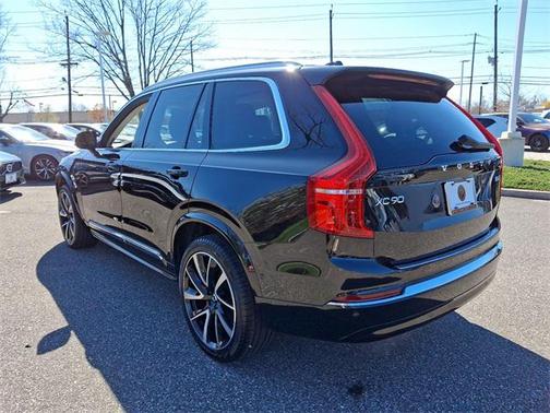 2023 Volvo XC90 B6 Plus 7-Seater