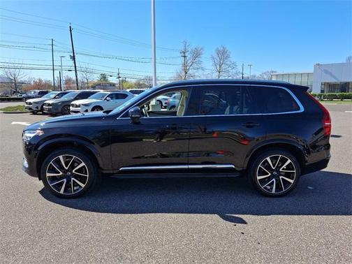 2023 Volvo XC90 B6 Plus 7-Seater