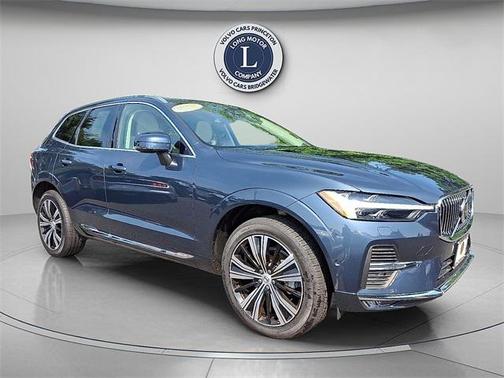 2022 Volvo XC60 B5 Inscription