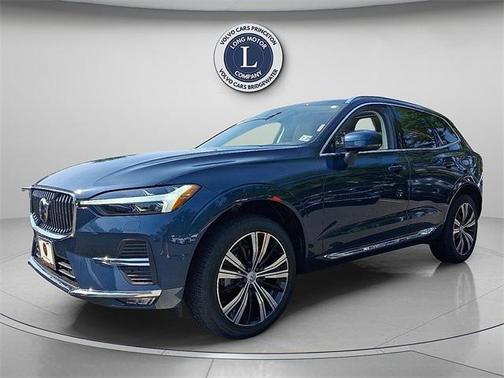 2022 Volvo XC60 B5 Inscription