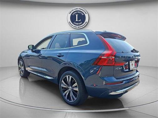 2022 Volvo XC60 B5 Inscription
