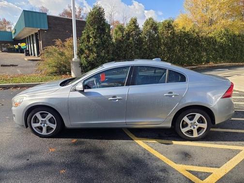 2013 Volvo S60 T5