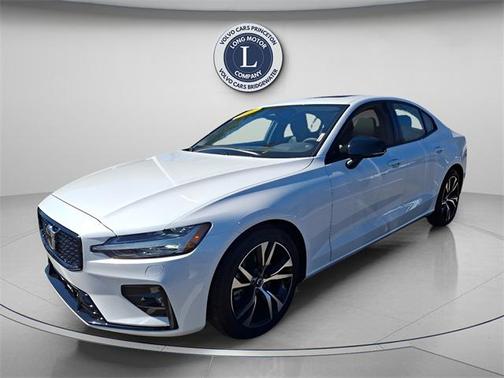 2025 Volvo S60 B5 Core