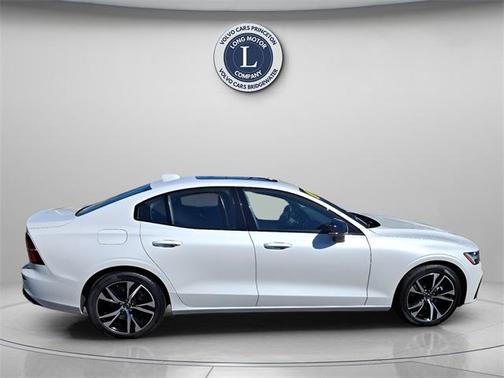 2025 Volvo S60 B5 Core