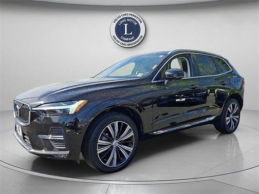 2022 Volvo XC60 B5 Inscription