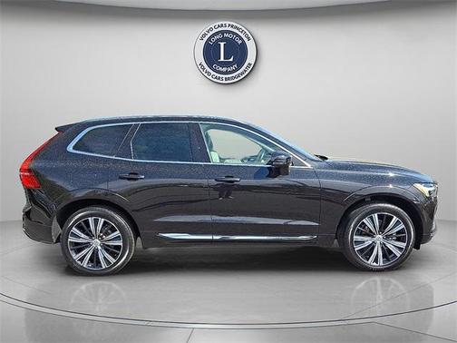 2022 Volvo XC60 B5 Inscription