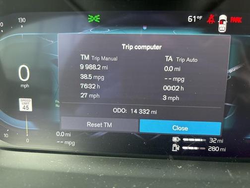 2024 Volvo XC90 Recharge Plug-In Hybrid T8 Ultimate Bright Theme 7-Seater