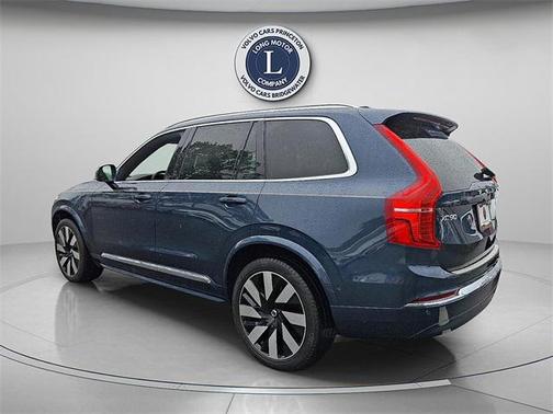2024 Volvo XC90 Recharge Plug-In Hybrid T8 Ultimate Bright Theme 7-Seater
