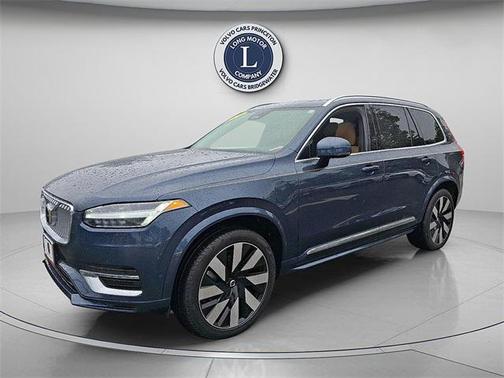 2024 Volvo XC90 Recharge Plug-In Hybrid T8 Ultimate Bright Theme 7-Seater