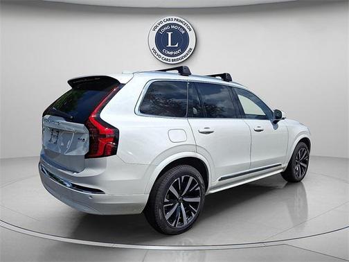 2025 Volvo XC90 B6 Core