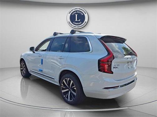 2025 Volvo XC90 B6 Core