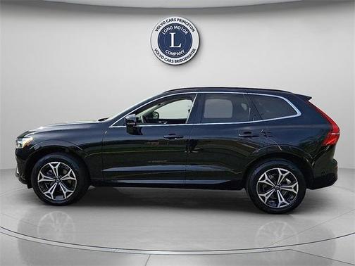 2022 Volvo XC60 B5 Momentum