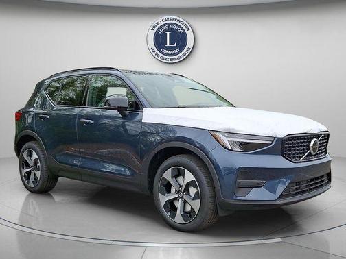 Denim Blue 2026 Volvo XC40 B5 Core