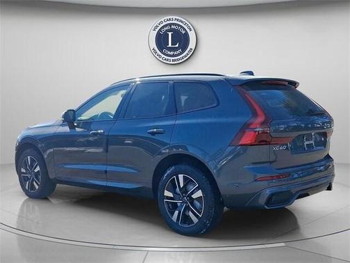 2026 Volvo XC60 B5 Plus