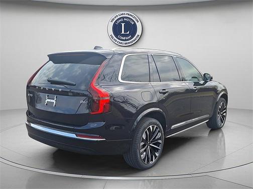 2025 Volvo XC90 B6 Ultra