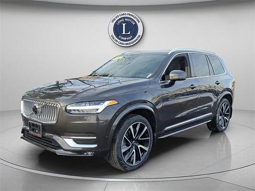 2024 Volvo XC90 B6 Ultimate Bright Theme 7-Seater