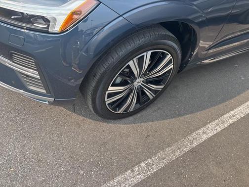 2022 Volvo XC60 B5 Inscription