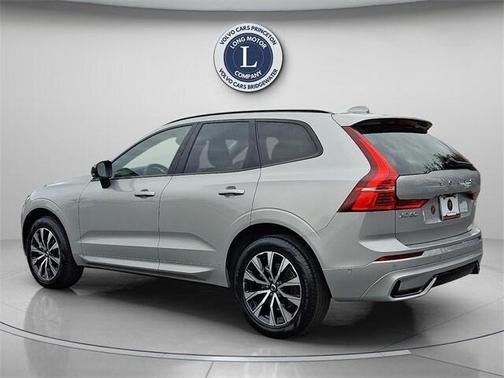 2025 Volvo XC60 B5 Plus