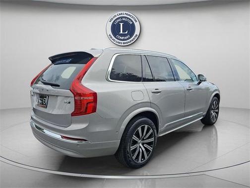 2025 Volvo XC90 B6 Plus 7-Seater