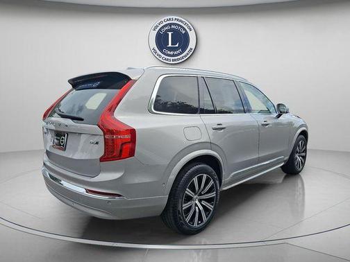 2025 Volvo XC90 B6 Plus 7-Seater