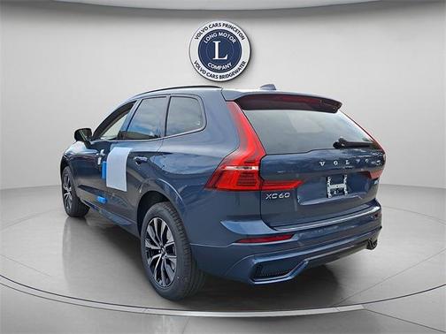 2025 Volvo XC60 B5 Core