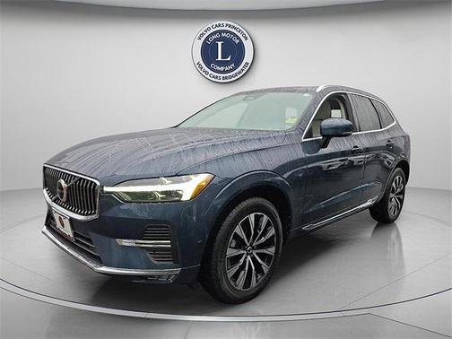 2023 Volvo XC60 B5 Plus Bright Theme
