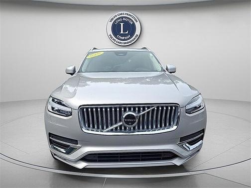 2025 Volvo XC90 B6 Plus 7-Seater