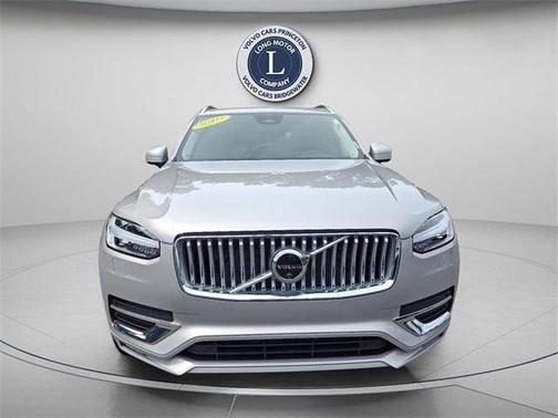 2025 Volvo XC90 B6 Plus 7-Seater