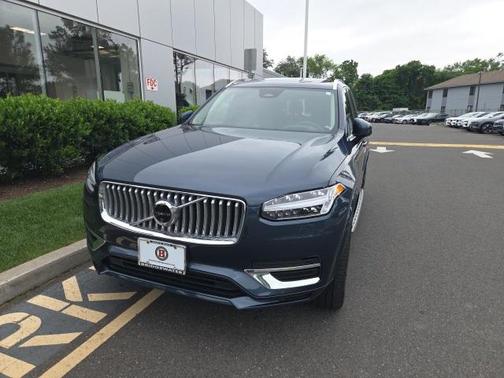 2024 Volvo XC90 Recharge Plug-In Hybrid T8 Ultimate 6-Seater