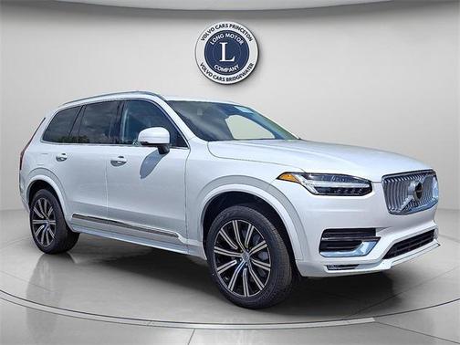 2025 Volvo XC90 B5 Core
