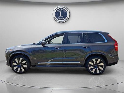 2023 Volvo XC90 Recharge Plug-In Hybrid T8 Ultimate Bright Theme 7-Seater