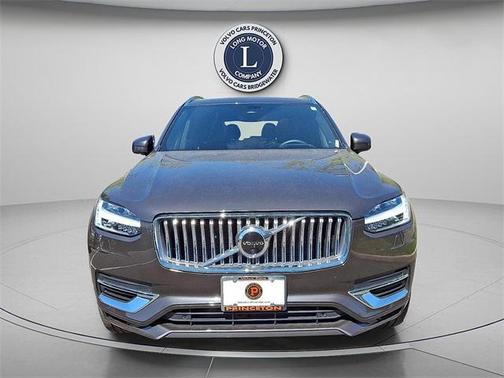 2023 Volvo XC90 Recharge Plug-In Hybrid T8 Ultimate Bright Theme 7-Seater