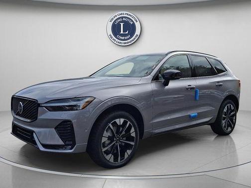 2026 Volvo XC60 B5 Plus