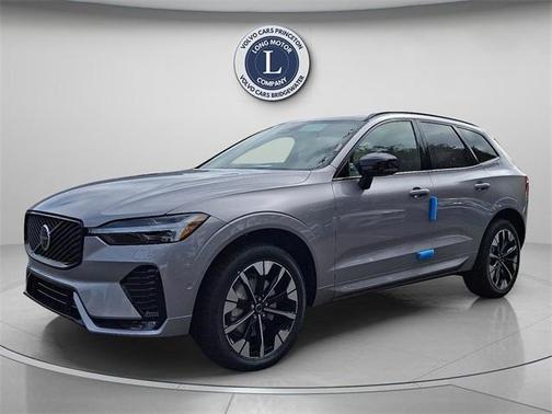 2026 Volvo XC60 B5 Plus