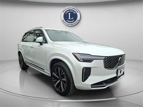 2026 Volvo XC90 B6 Core