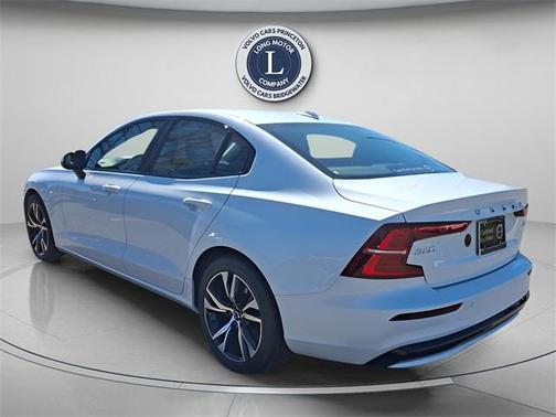 2025 Volvo S60 B5 Core