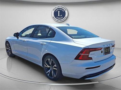 2025 Volvo S60 B5 Core