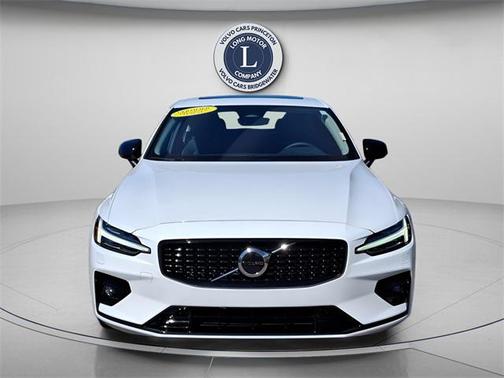 2025 Volvo S60 B5 Core