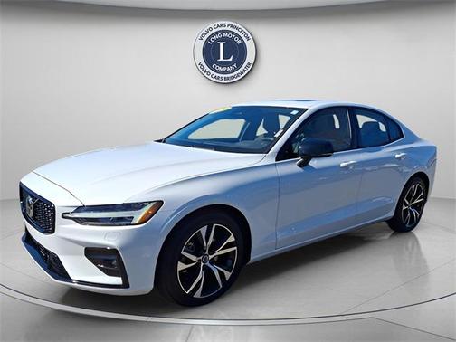 2025 Volvo S60 B5 Core