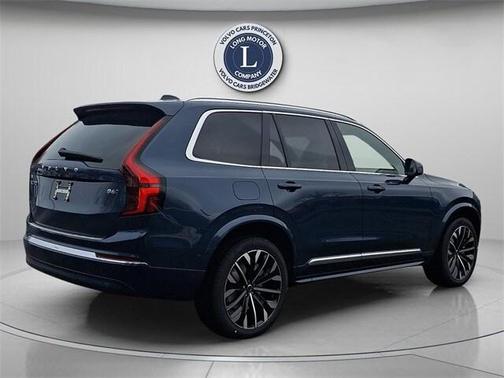 2026 Volvo XC90 B6 Plus 7-Seater