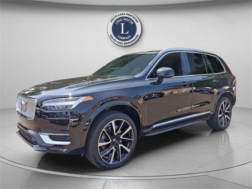 2023 Volvo XC90 B5 Plus