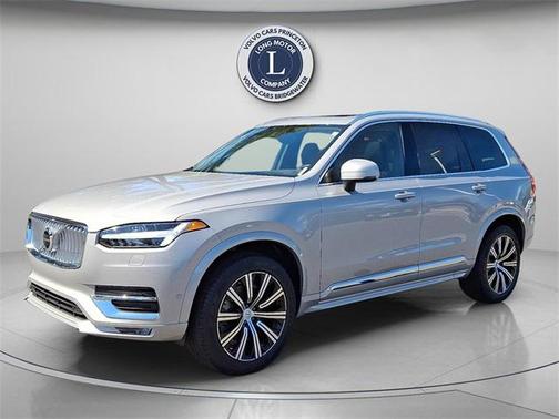 2025 Volvo XC90 B6 Plus 7-Seater