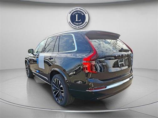 2025 Volvo XC90 B5 Ultra 6-Seater