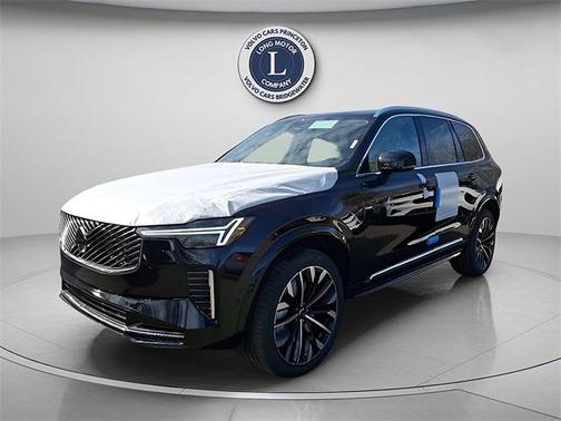 2025 Volvo XC90 B5 Ultra 6-Seater
